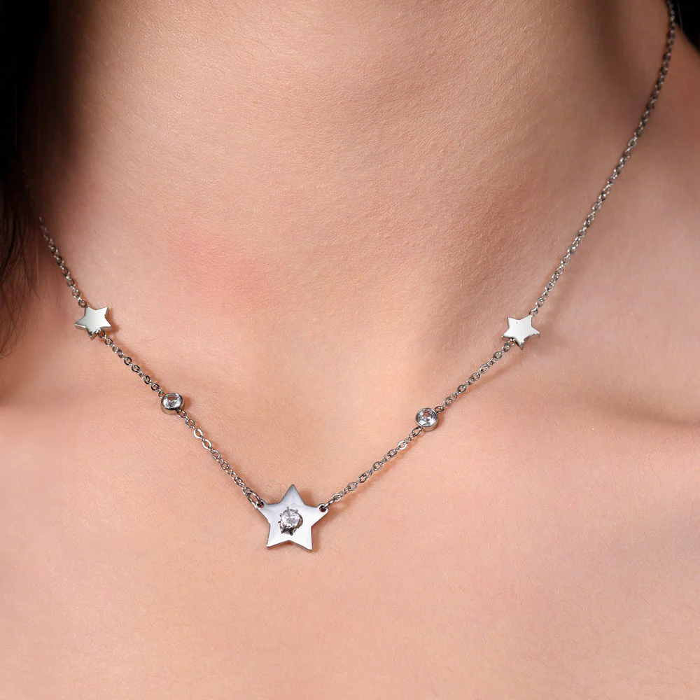 CADENA DE ACERO PARA MUJER CON ESTRELLAS Y CIRCONITAS - Imagen 2